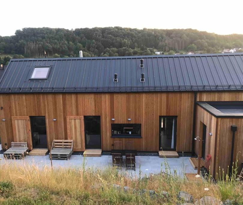 Eifelhausaufzeit-Vulkaneifel-Architekten-Chalet Mit Sauna Im Vulkankrater Immerath Екстер'єр фото
